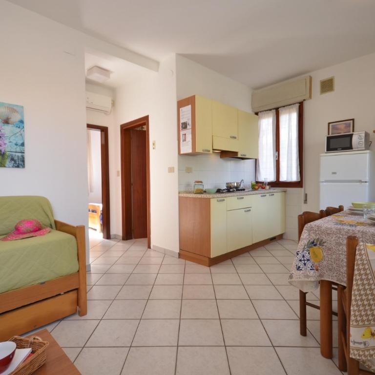 Villaggio Le Palme - Appartamento con 2 Camere da Letto e Giardino - 10