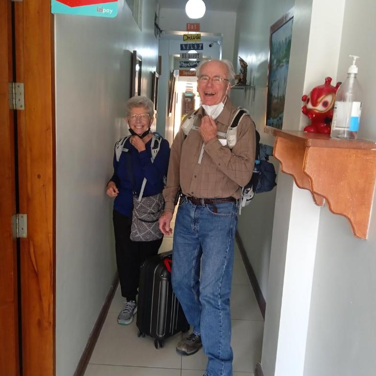 100 RV APARTMENTS IQUITOS PERU-Apartamento primer piso con ventana a piscina - Apartment - 11