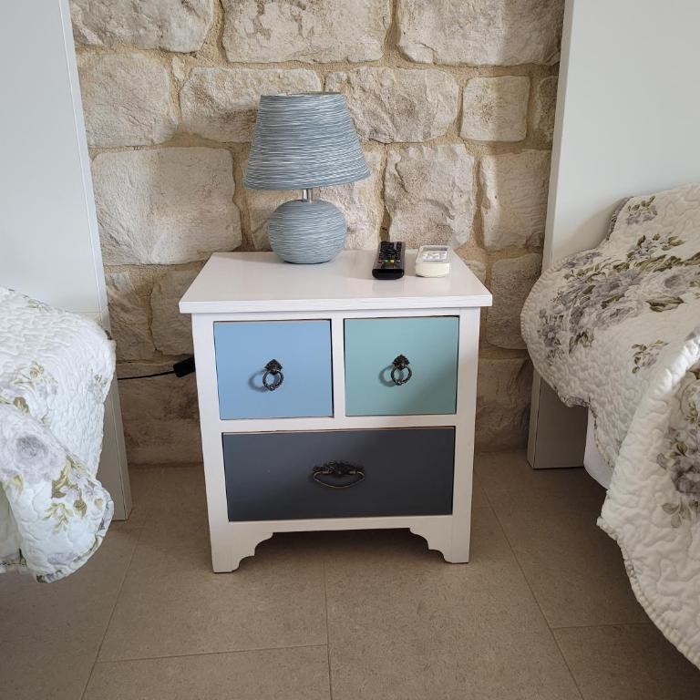 Casa Alecci 1820 - Camera Tripla con Bagno Privato - 4