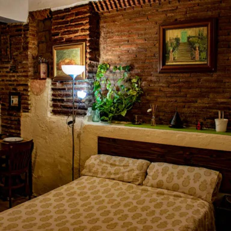 Apartamento Completo Reformado en Arco de Elvira - Centro - One-Bedroom Apartment - 6