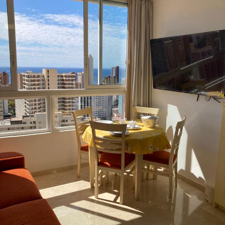Rascacielo bonito mirando al mar - Apartment with Sea View - 11