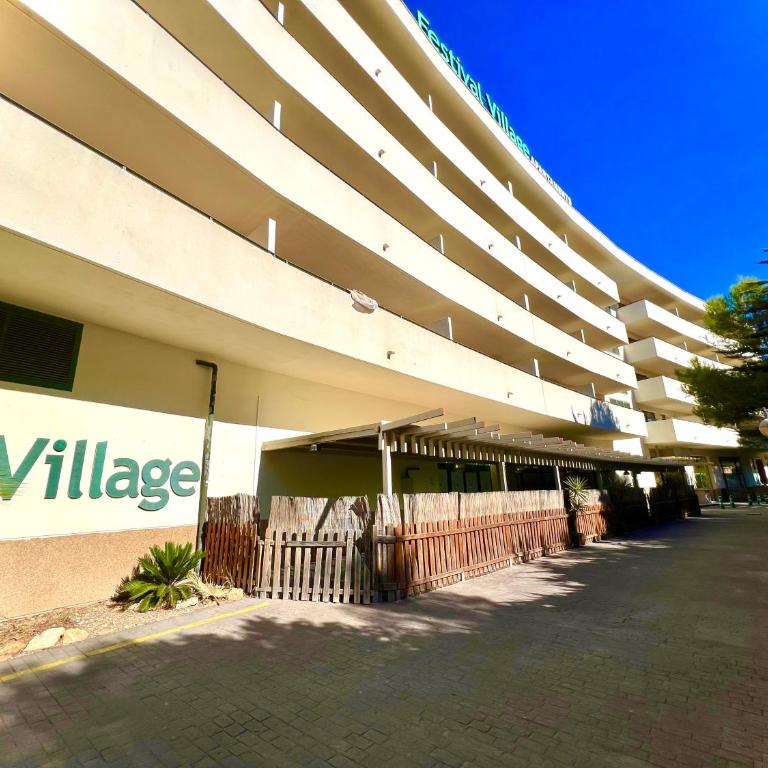 Apartamento para 6 a 5 min Port Aventura en Hotel Festival Village - Apartamento de 2 dormitorios - 18