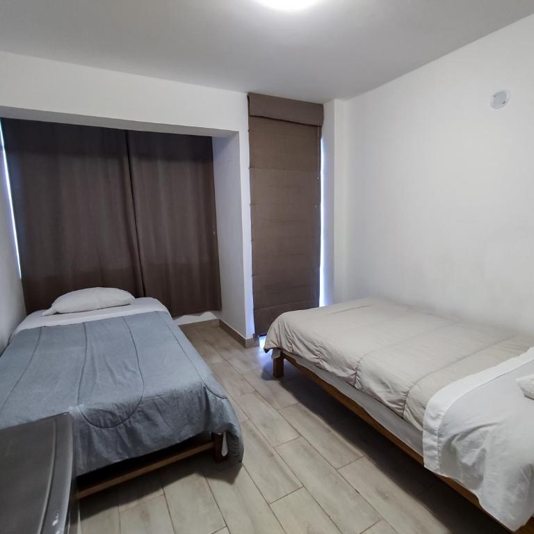 Hospedaje Nuna - Playa Huanchaco - Twin Room with Sea View - 1