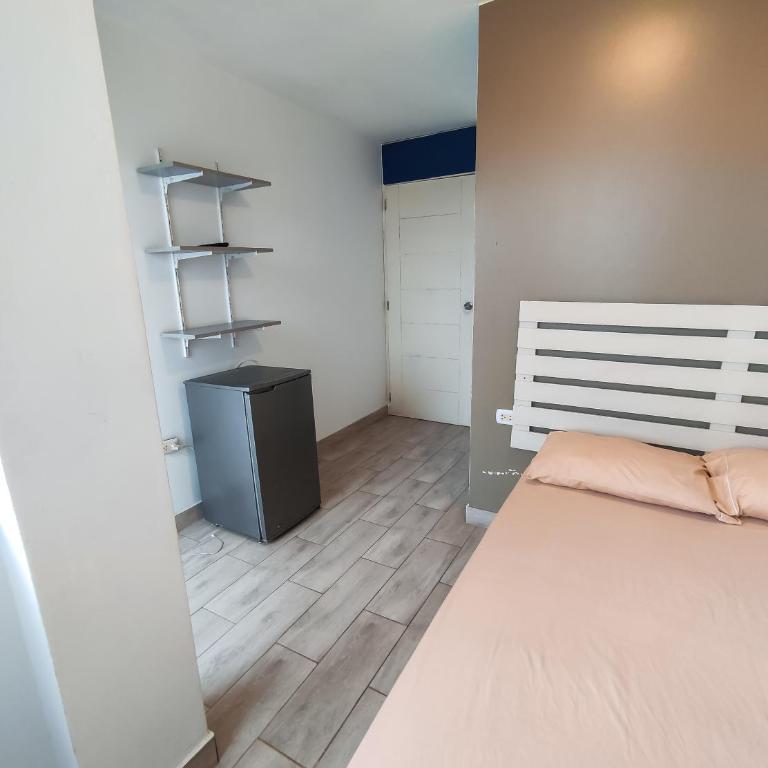 Hospedaje Nuna - Playa Huanchaco - Double Room with Sea View - 5