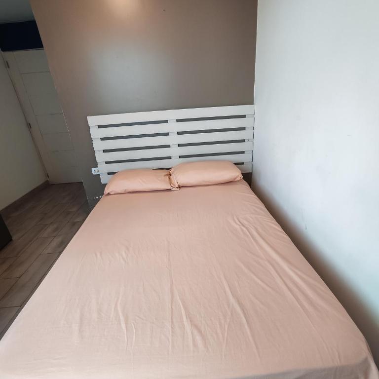 Hospedaje Nuna - Playa Huanchaco - Double Room with Sea View - 9