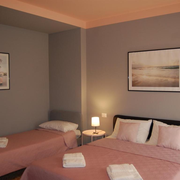 Dimora 81 - Triple Room with Private Bathroom - 2