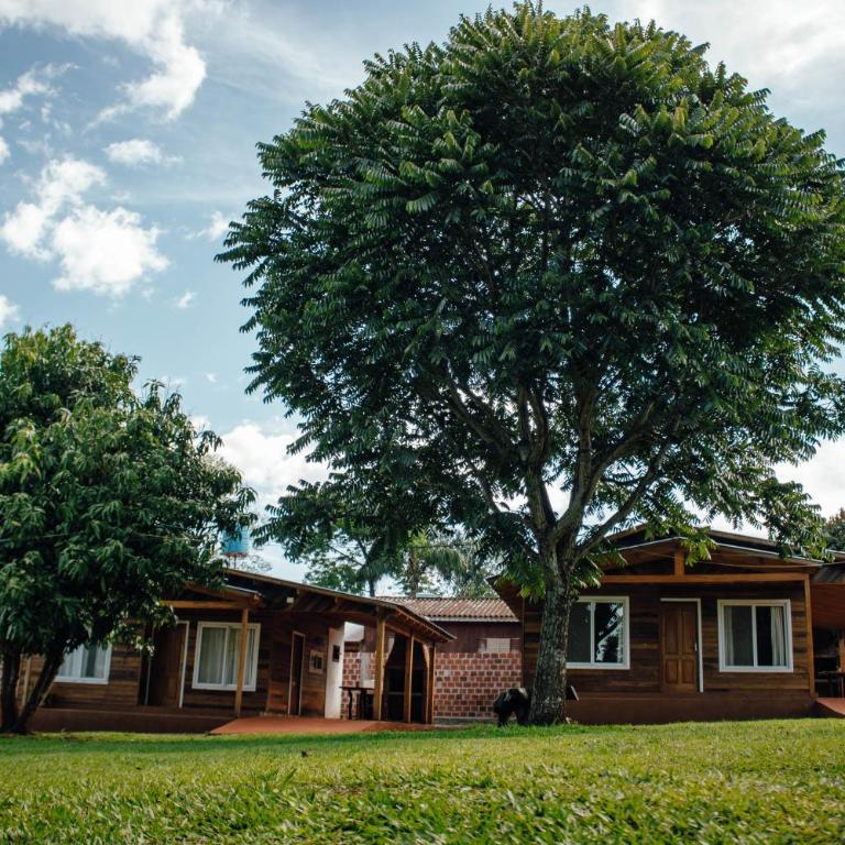 CABAÑAS LA AMISTAD - Casa Unifamiliar de 3 dormitorios - 2