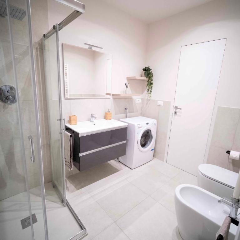 Appartamento moderno ❴ 300 mt. da PORTA NUOVA ❵ - Appartamento con 1 Camera da Letto - 12