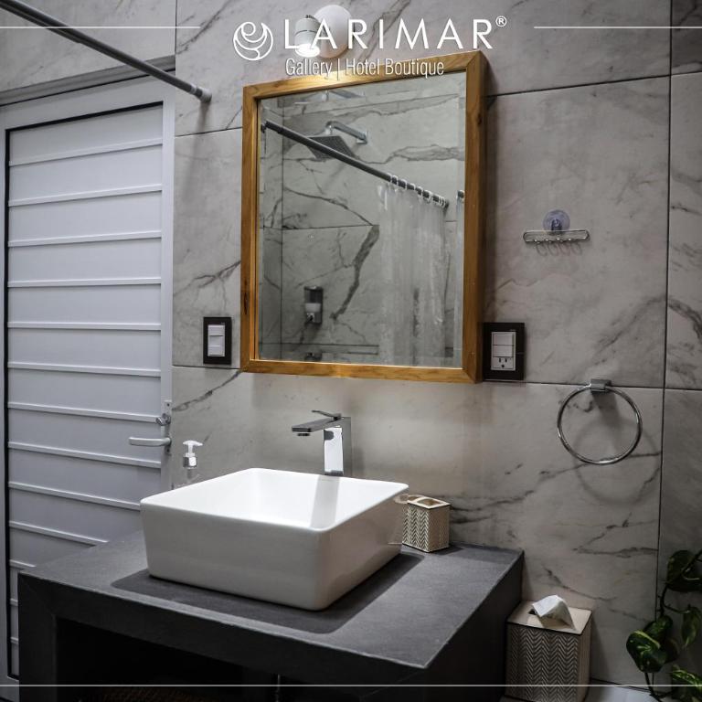 LARIMAR Gallery y Hotel Boutique - Habitación Doble Superior - 2 camas dobles - 4