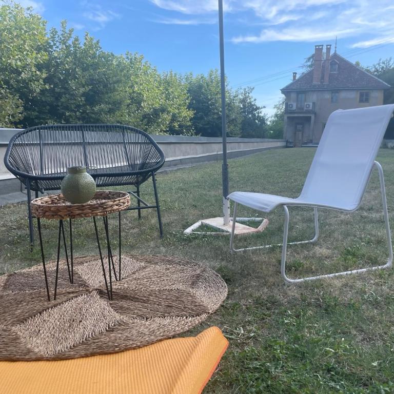 Jolie cabane avec jacuzzi pour les amoureux de la nature - Appartement 1 Chambre - 16