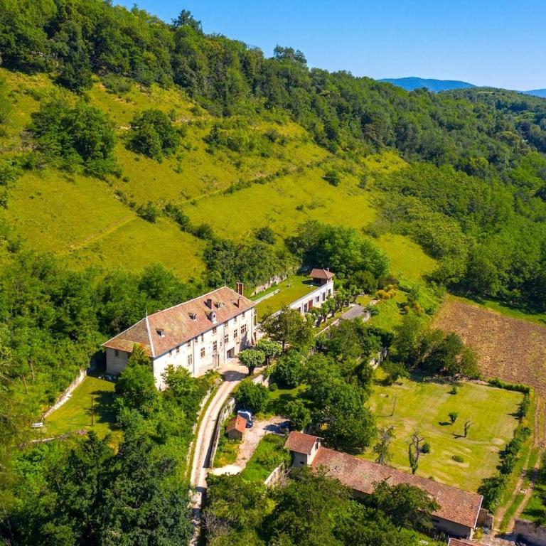 Jolie cabane avec jacuzzi pour les amoureux de la nature - Appartement 1 Chambre - 3