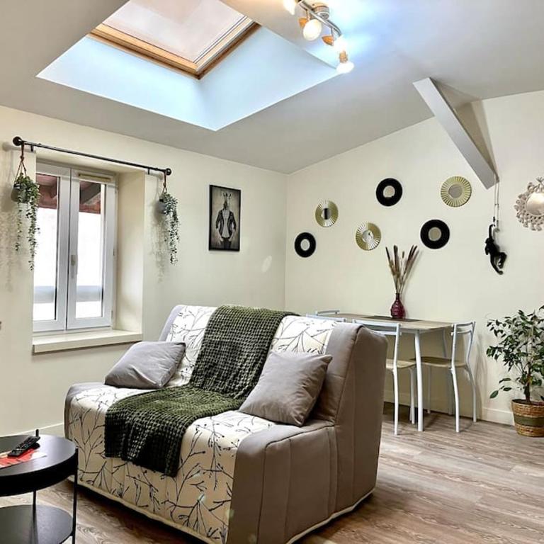 Le Repaire, Rives, 4 pers, Calme, Lit Queen et BZ - Appartement 1 Chambre - 49