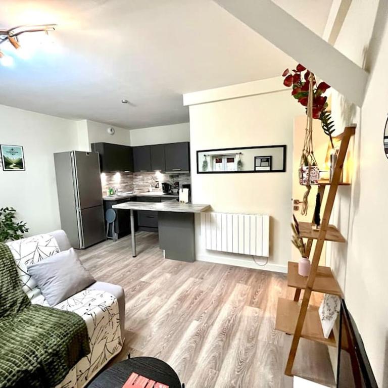 Le Repaire, Rives, 4 pers, Calme, Lit Queen et BZ - Appartement 1 Chambre - 55