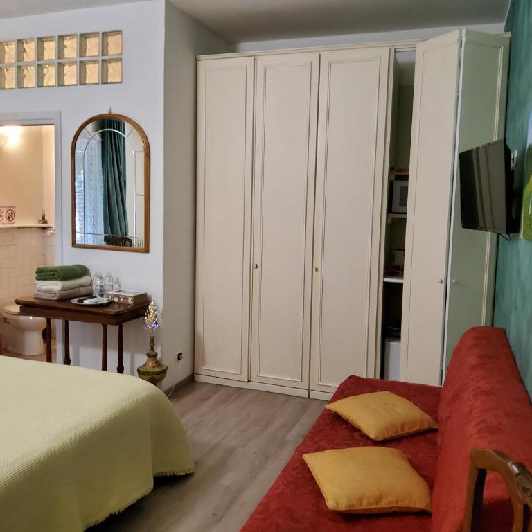 Annadia Sweet Home B&B - Camera Tripla con Doccia - 16
