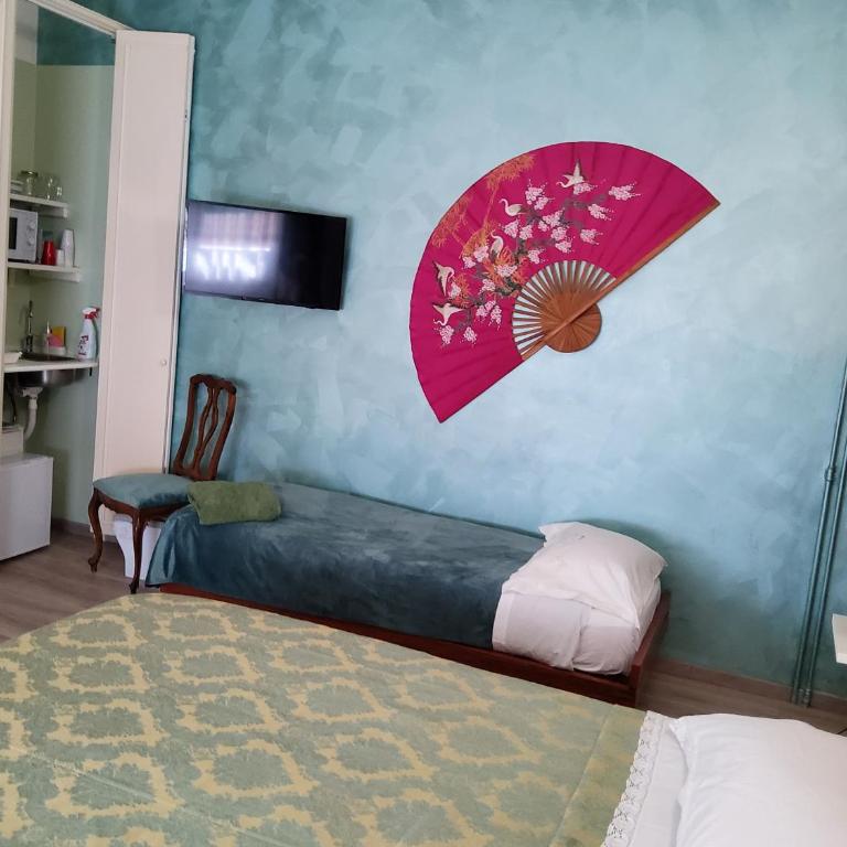 Annadia Sweet Home B&B - Camera Tripla con Doccia - 13