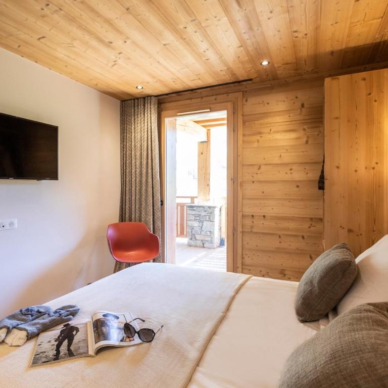 Chalet Hôtelier LES EQUINOXES - VAL D'ISERE - Appartement 2 Chambres avec Balcon - 3