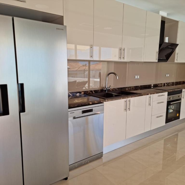Villa moderna en Costa Adeje con Piscina privada y Cerca del Siam Park - Villa de 3 dormitorios - 8