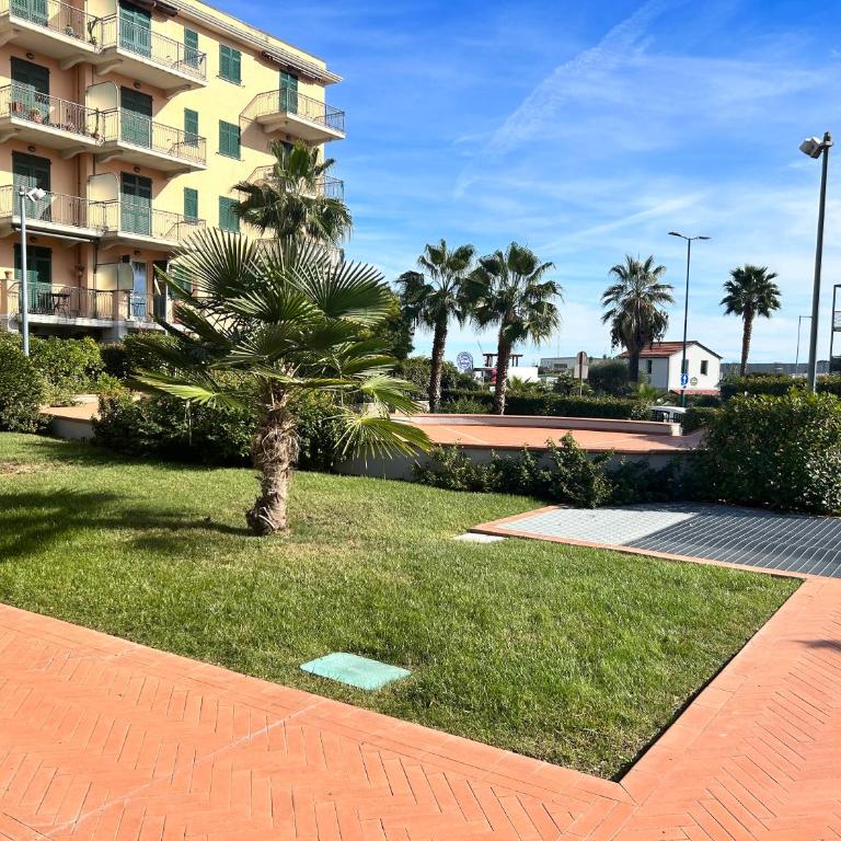 Appartamento Incantevole a 100metri dal mare e accanto alla Pista Ciclabile - Appartamento Deluxe con 1 Camera da Letto e Vista Giardino - 41