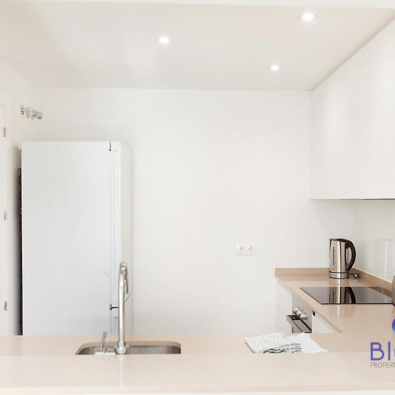 Little Prince Apartment Near the Beach - Three-Bedroom Apartment - 7