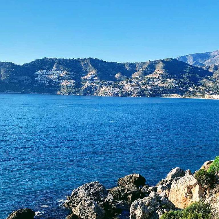 Little Prince Apartment Near the Beach - Three-Bedroom Apartment - 13
