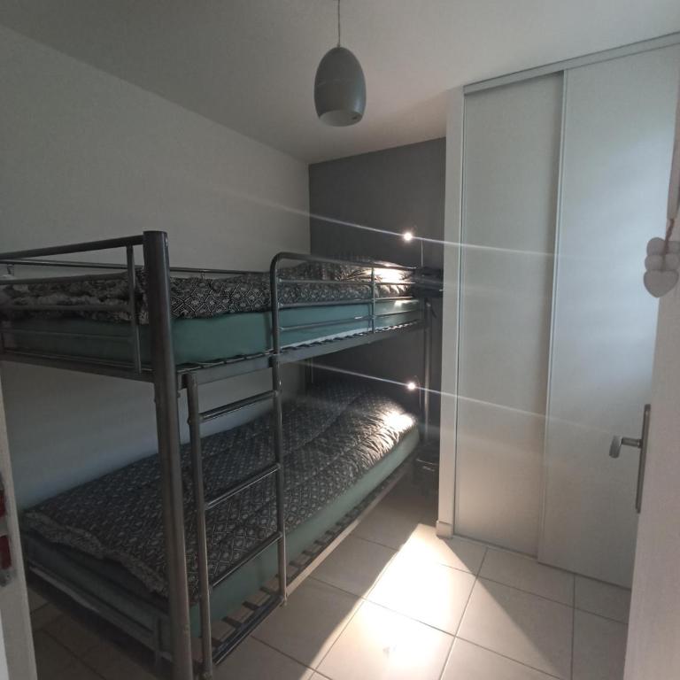 Gîte " Macha" classé 3 étoiles piscine Vallon Pont d'Arc - Maison 2 Chambres - 27