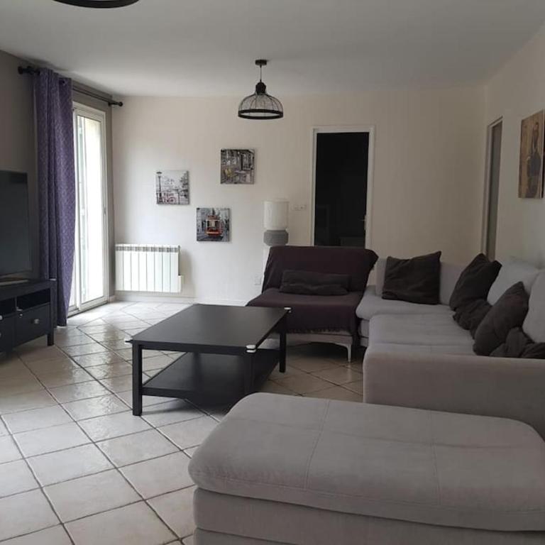 Villa familiale dans un quartier résidentiel - Villa - 8