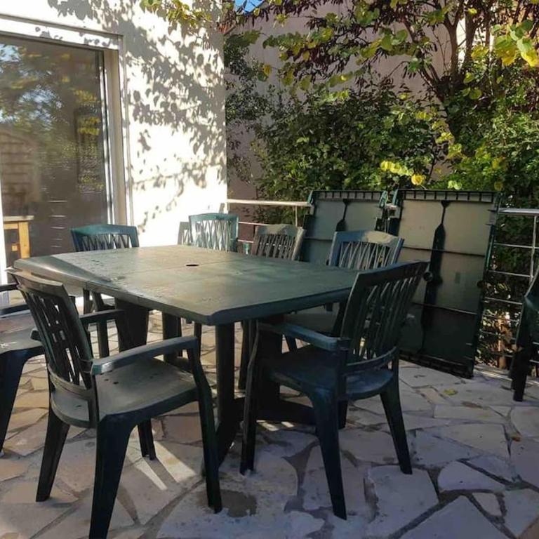 Villa familiale dans un quartier résidentiel - Villa - 15