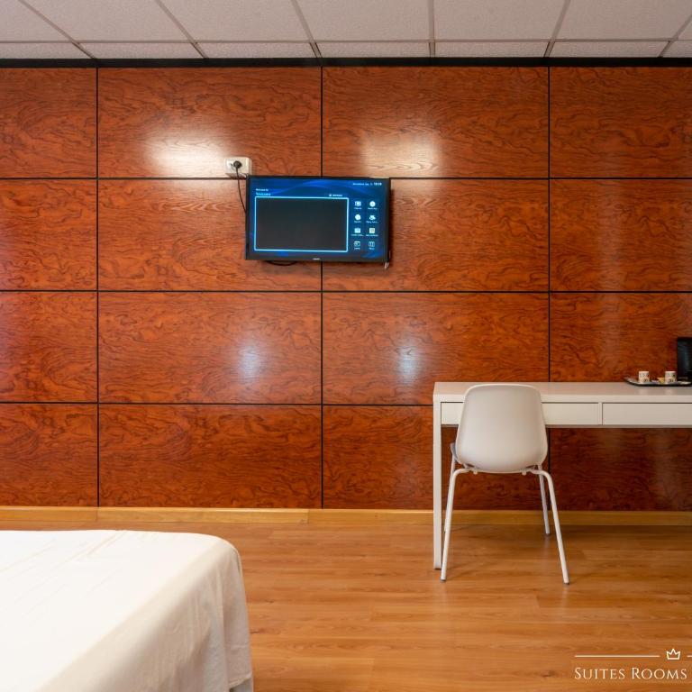 Suites Rooms Valencia - Double Room with Private External Bathroom - 4