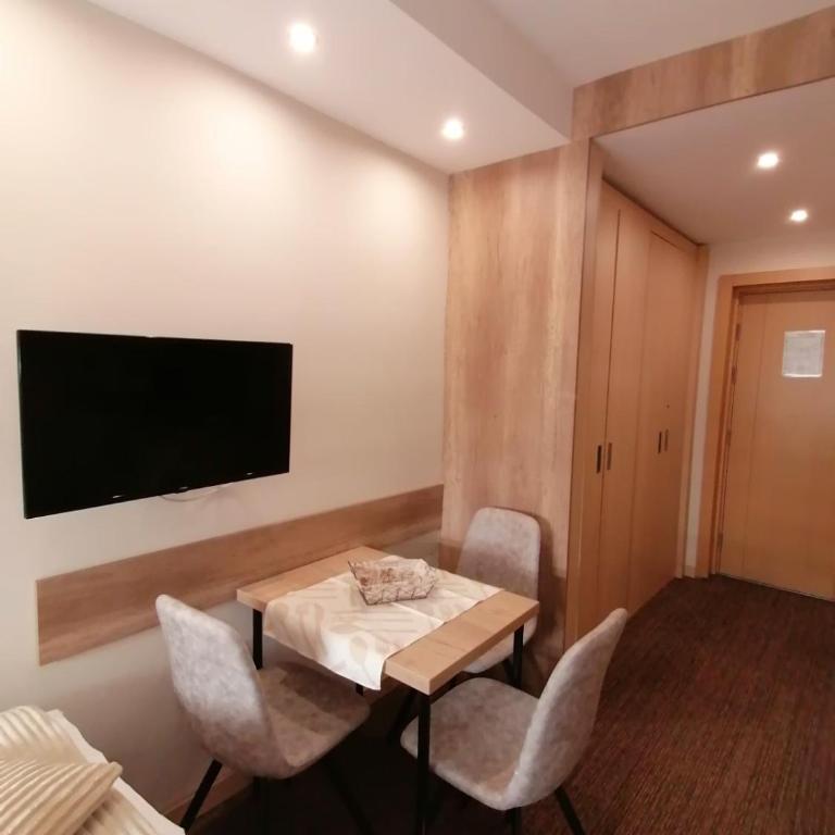 Kopaonik011 Konaci&WoodSide Apartments - Large Double or Twin Room - 7