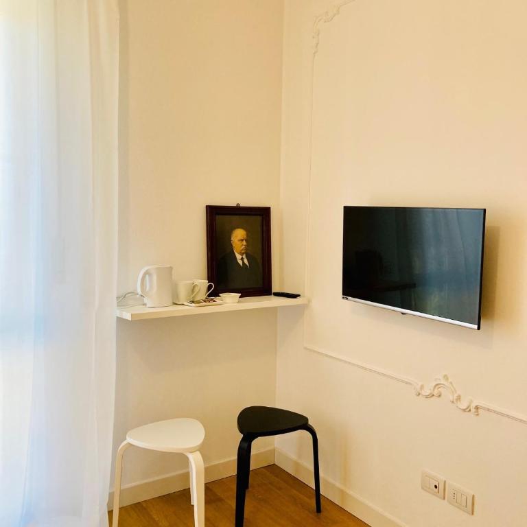 UN PUNTO A VERONA - Camera Matrimoniale con Bagno Privato - 1