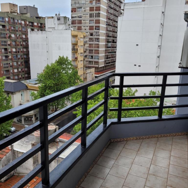 Dpto. amplio y luminoso - Apartamento de 1 dormitorio - 6