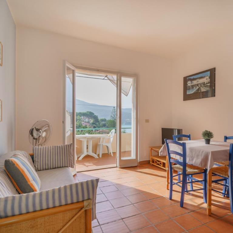 Appartamenti Baia Blu - Appartamento con Vista Mare - 8