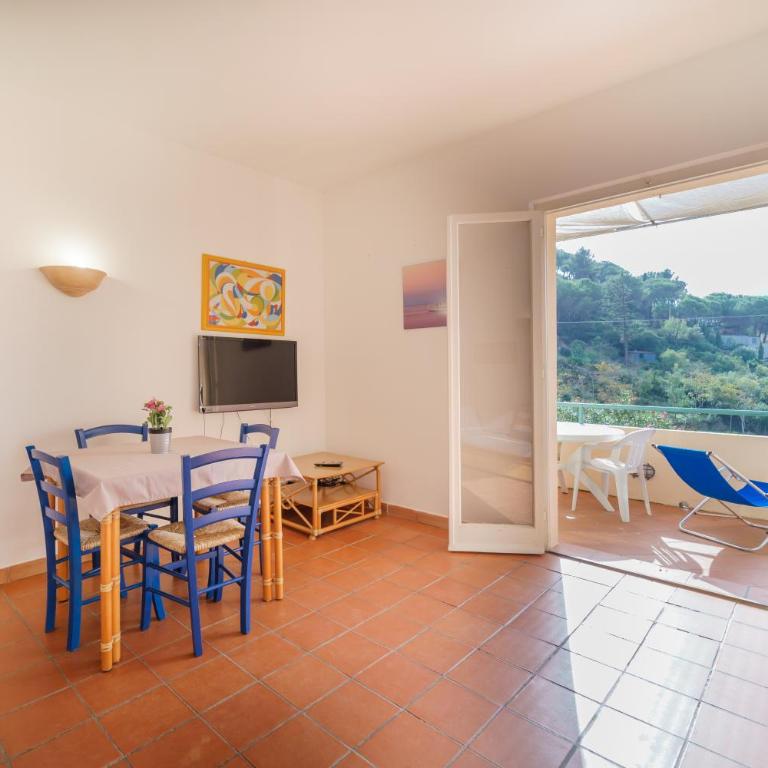 Appartamenti Baia Blu - Appartamento con Vista Mare - 3
