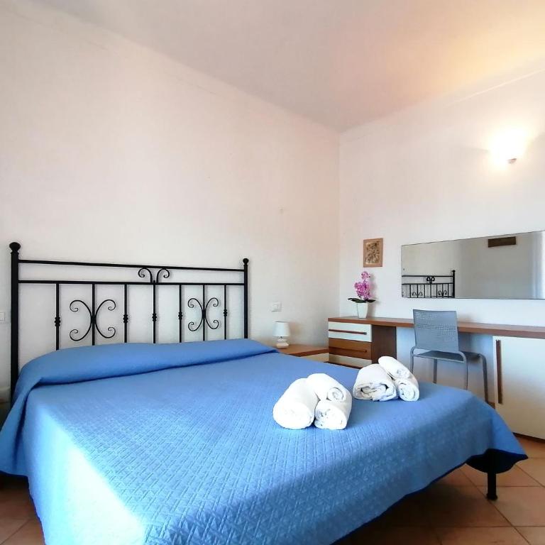 Vigna Marina Apartments - Penthouse Apartment - 8