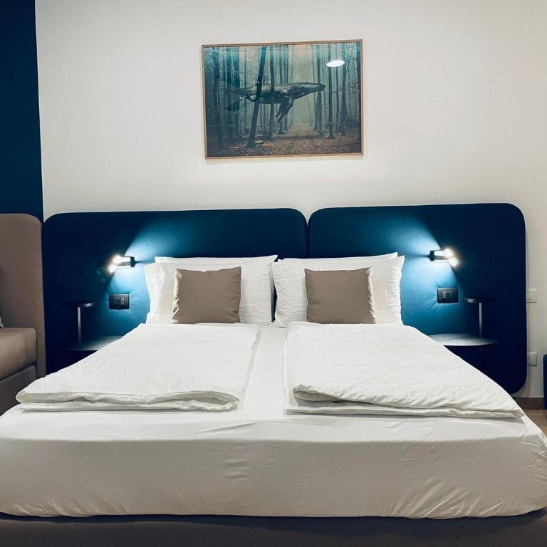 House of Bruno Apartments - NO Reception - Three-Bedroom Apartment - 4