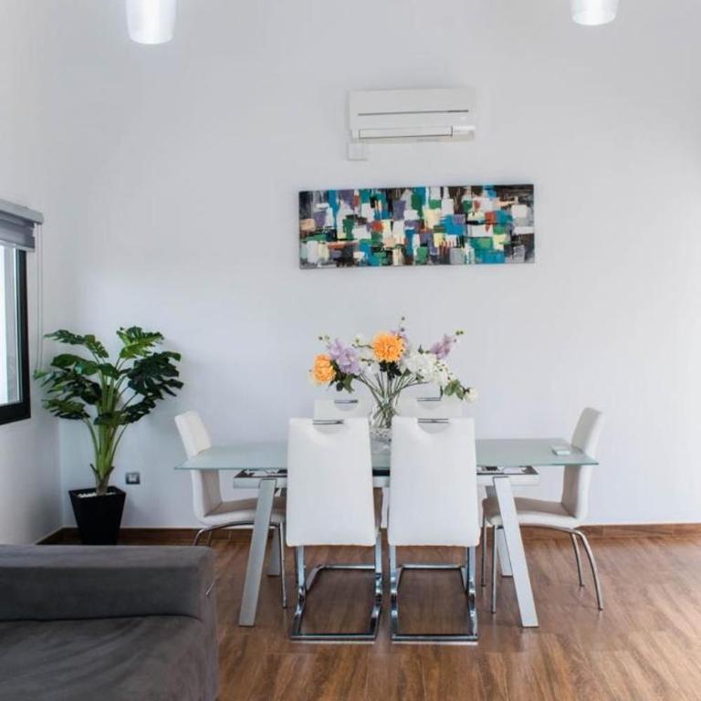 Villa Romans - Three-Bedroom Villa - 33