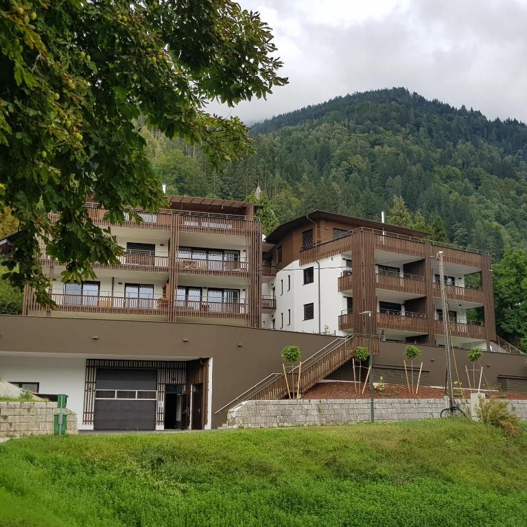 Ferienwohnung Karasek Deluxe - Apartment mit Seeblick - 1