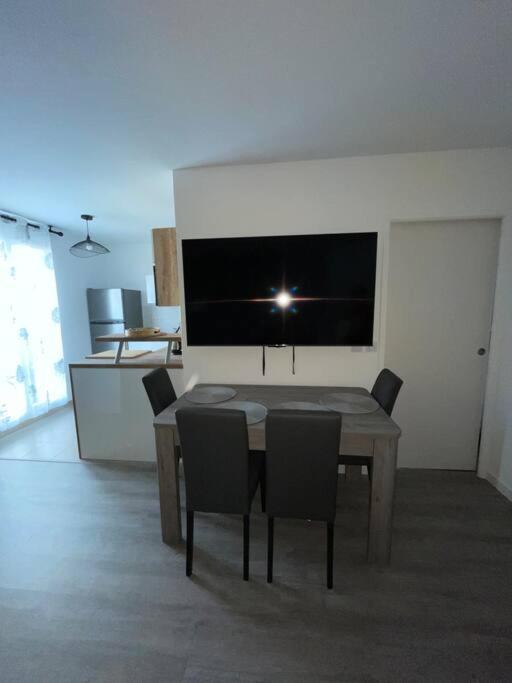Superbe appartement très confortable - Apartment mit 2 Schlafzimmern - 66