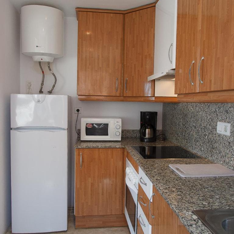 UHC Ventura Park Apartments - Apartamento de 3 dormitorios - 19