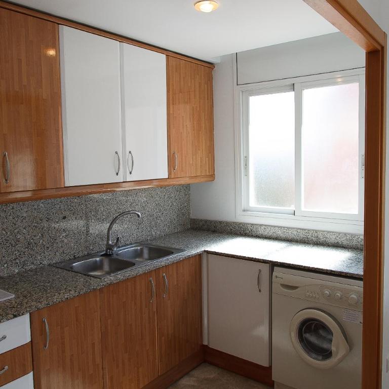 UHC Ventura Park Apartments - Apartamento de 3 dormitorios - 15