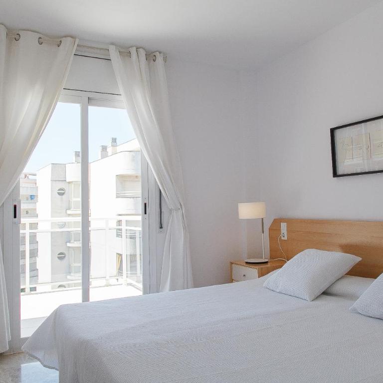 UHC Ventura Park Apartments - Apartamento de 3 dormitorios - 20