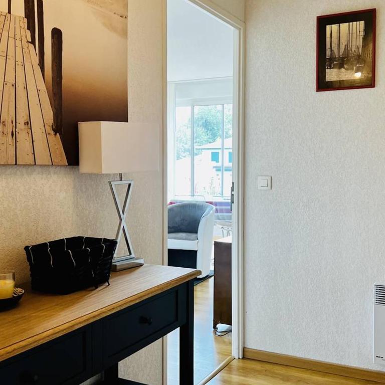 Confortable T2 à Cambo-Les-Bains avec Terrasse et Parking - Apartamento de 1 dormitorio - 9