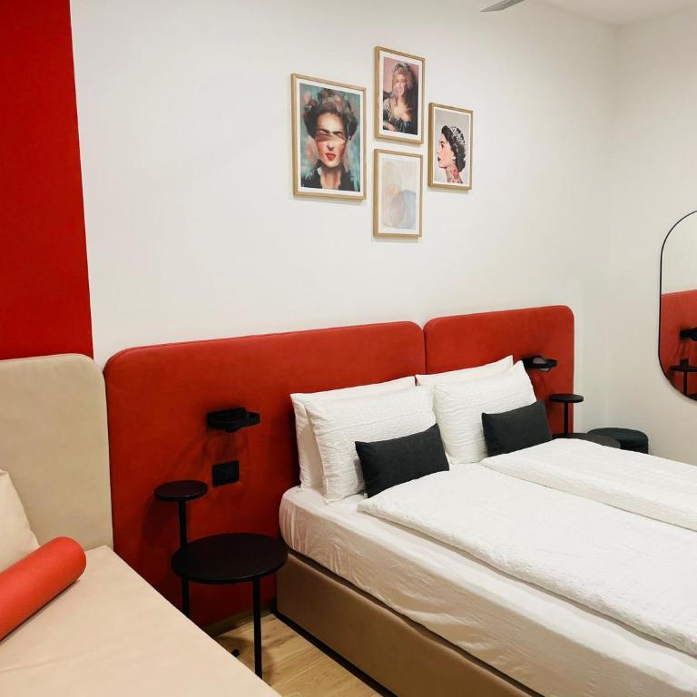 House of Bruno Apartments - NO Reception - Three-Bedroom Apartment - 7