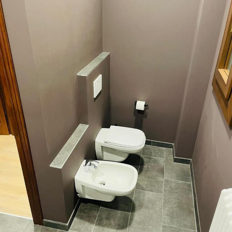House of Bruno Apartments - NO Reception - Three-Bedroom Apartment - 9