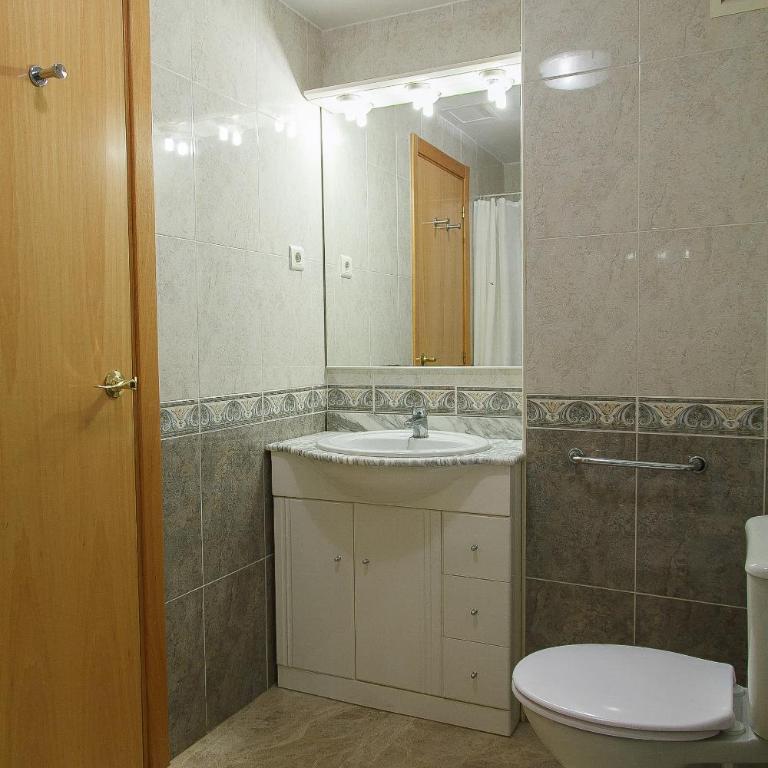 UHC Ventura Park Apartments - Apartamento de 3 dormitorios - 44