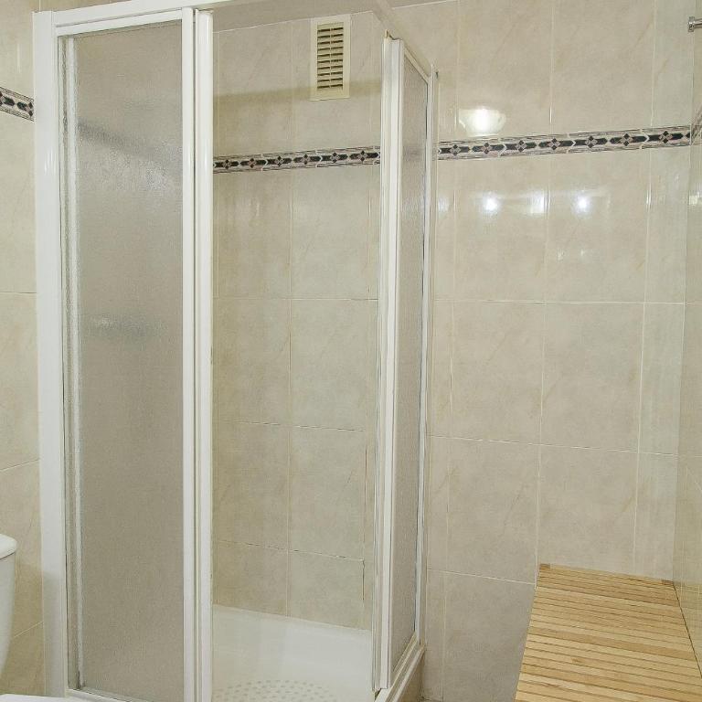 UHC Ventura Park Apartments - Apartamento de 3 dormitorios - 27