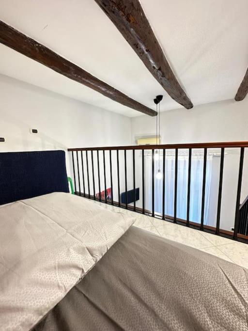 Orefici24 - Three-Bedroom Apartment - 23