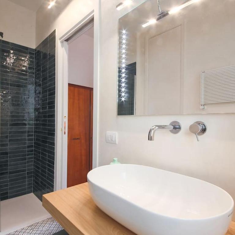 Apartments Florence- Biblioteca apartment with view - Appartamento con 3 Camere da Letto - 20