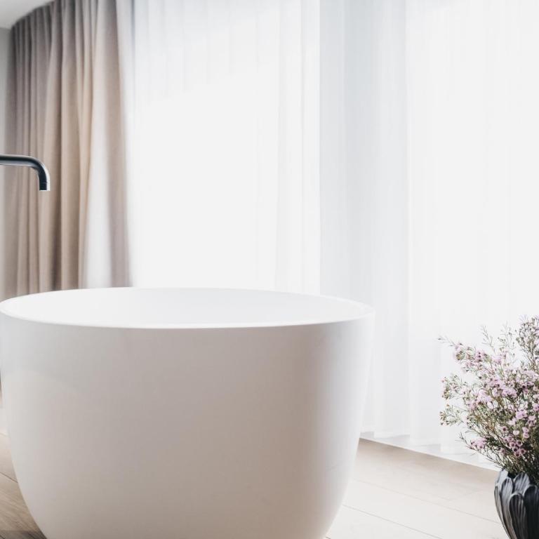 The Crystal VAYA Unique - Junior Wellness-Suite - 3