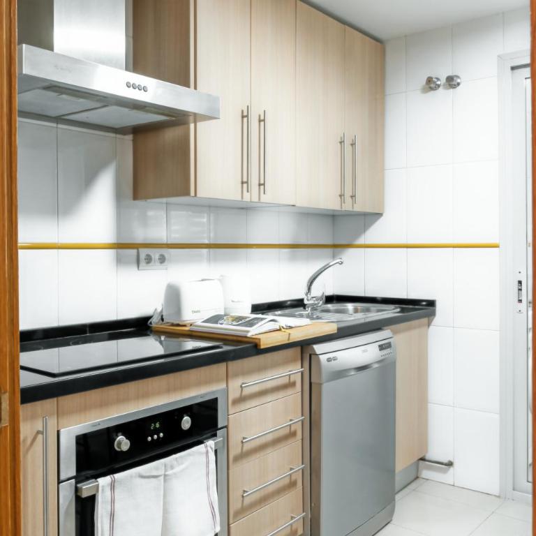 PRECIOSO APARTAMENTO EN MARIA ZAMBRANO - Apartamento de 3 dormitorios - 27